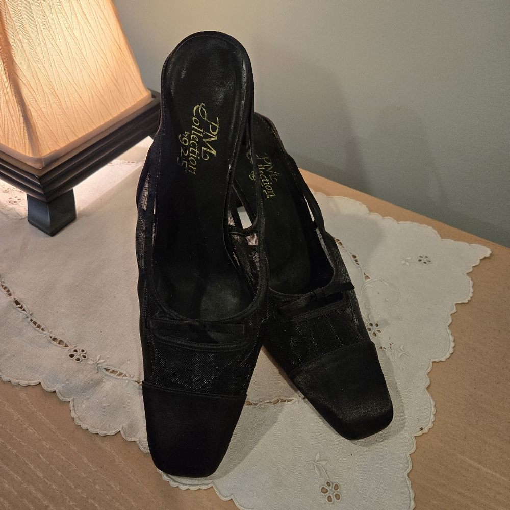 Chic Black Mesh Women's Heels with Bow Detail, Size 9.5 - Picture 4 of 13